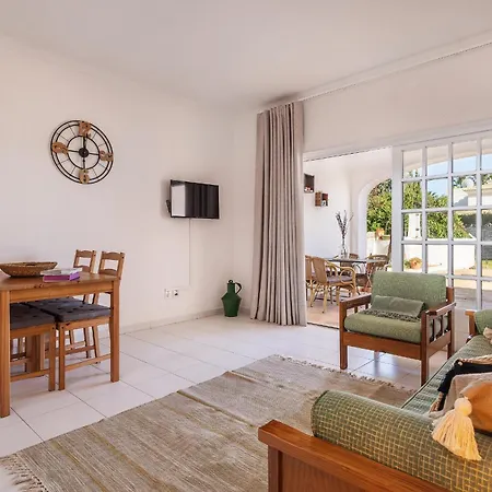 Globe 33 Apartment - Top Location & The Strip Albufeira Exterior photo