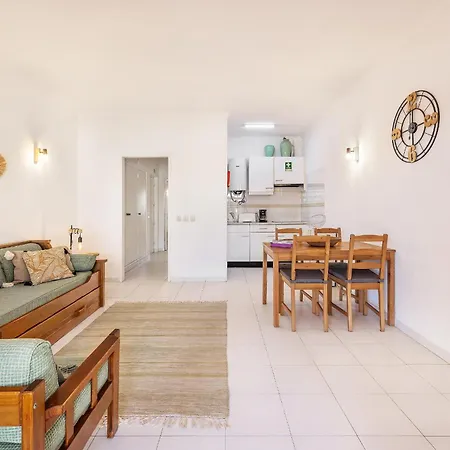 Globe 33 Apartment - Top Location & The Strip Albufeira Exterior photo