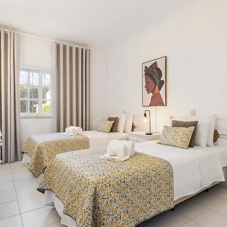 Globe 33 Apartment - Top Location & The Strip Albufeira Exterior photo